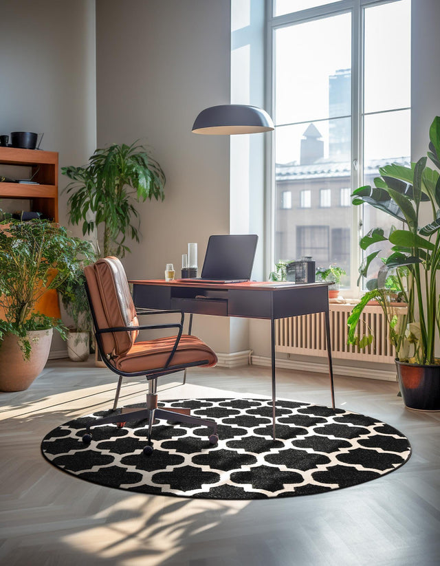 Black 12' 2 x 12' 2 Trellis Round Area Rug