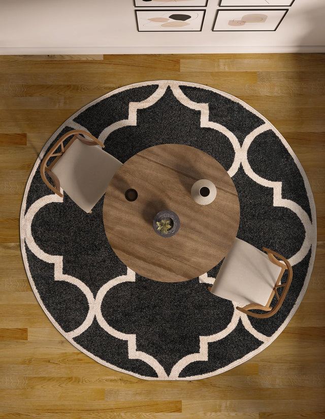 Black and White 3' 3 x 3' 3 Trellis Round Area Rug