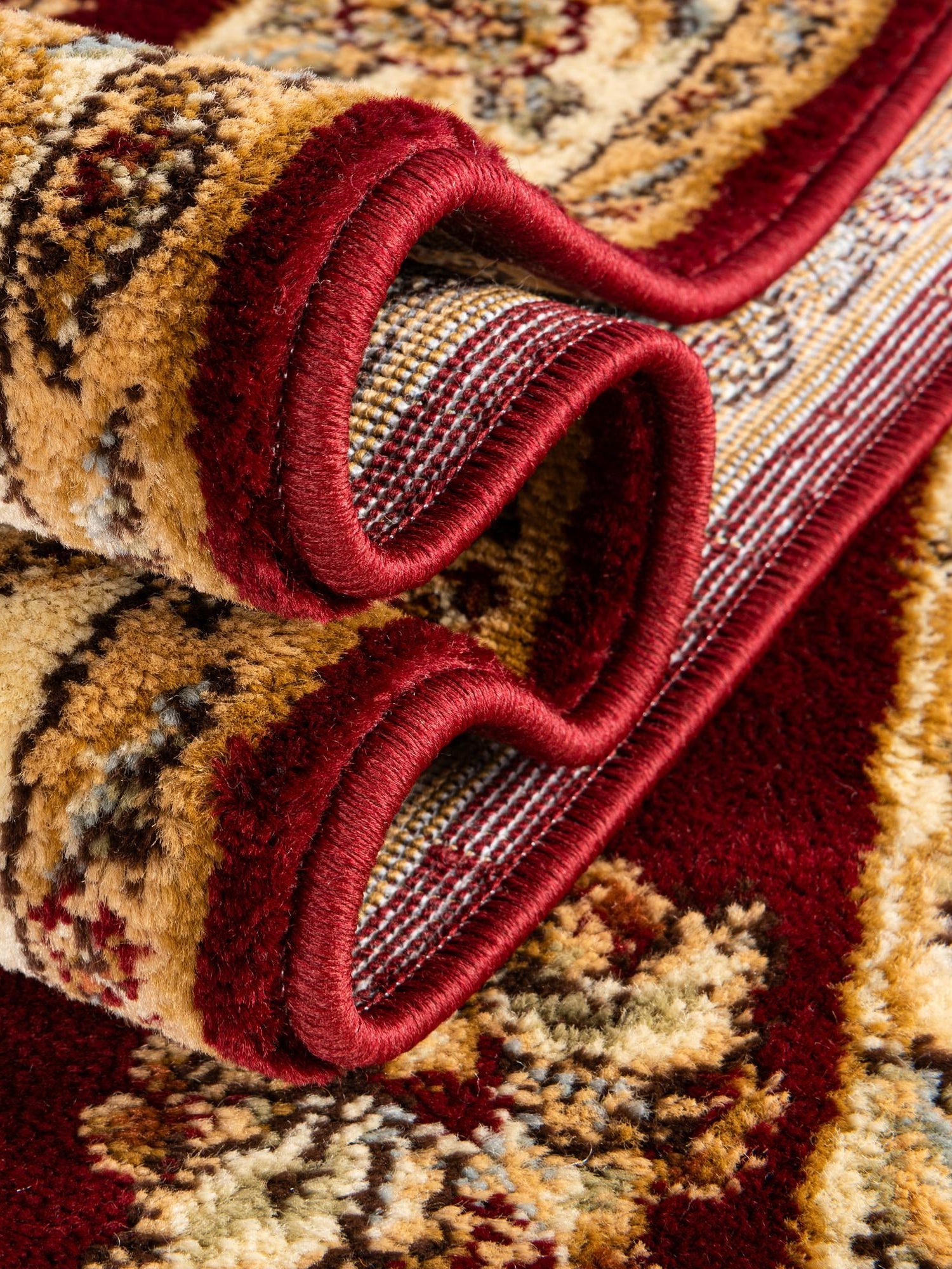 Red 6' 1 x 6' 1 Voyage Square Area Rug