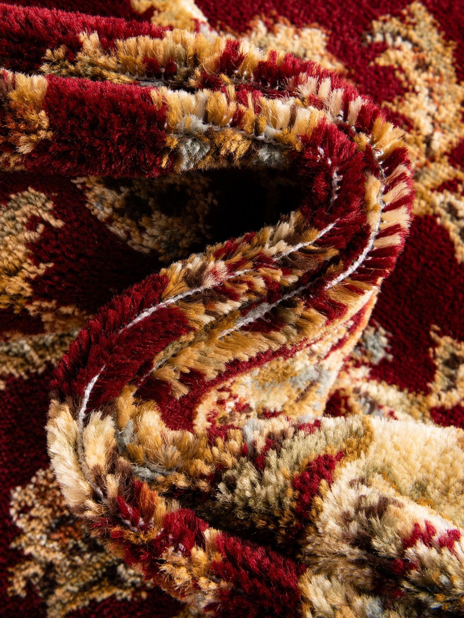 Red 9' x 12' Voyage Rectangle Area Rug
