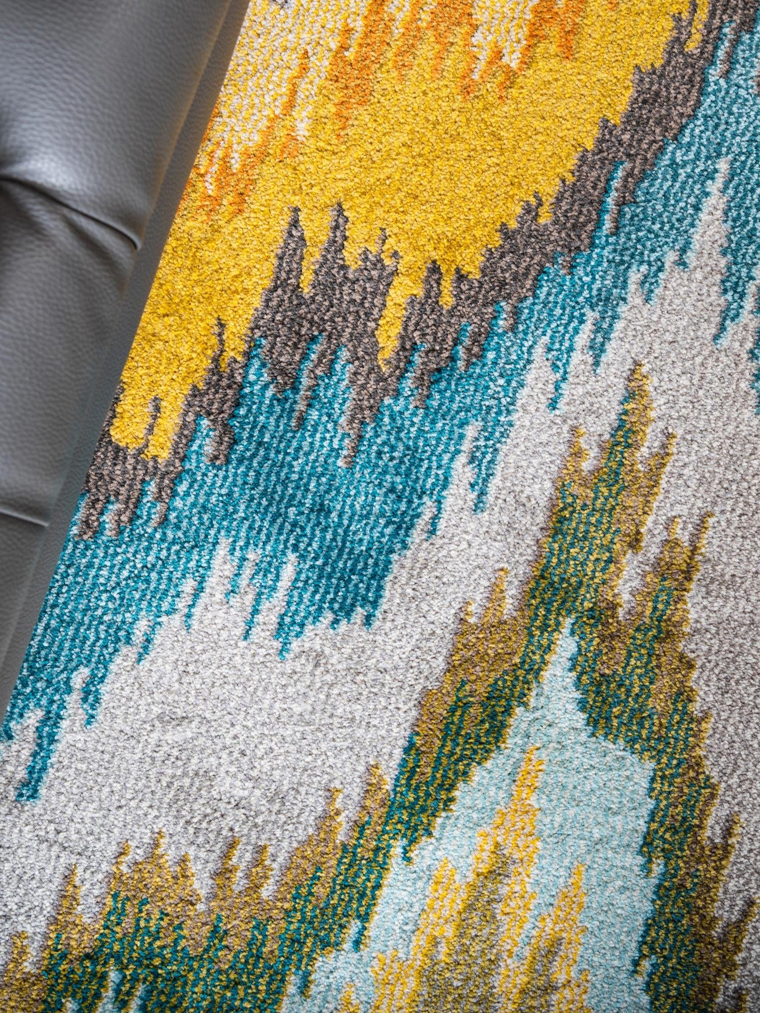 Multicolor 6' 1 x 6' 1 Estrella Round Area Rug 100% Polypropylene Non-Shedding Stain Resistant Carpet Colorful Modern Abstract Design Easy Clean for Home Decor for Sale at Rug Engine