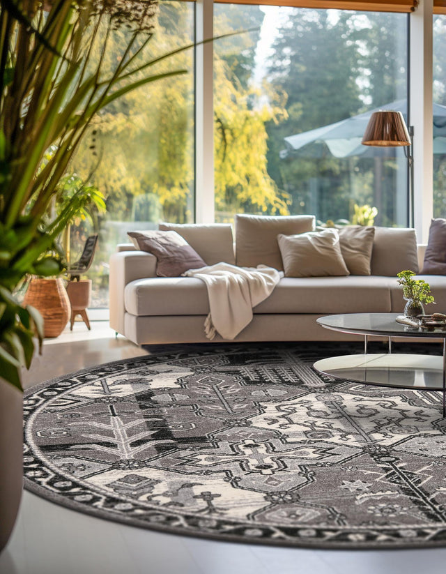 Gray 7' 10 x 7' 10 La Jolla Round Area Rug 100% Polypropylene Traditional Pattern Easy Clean Carpet for Living, Dining, Bedroom, Office for Sale at Rug Engine