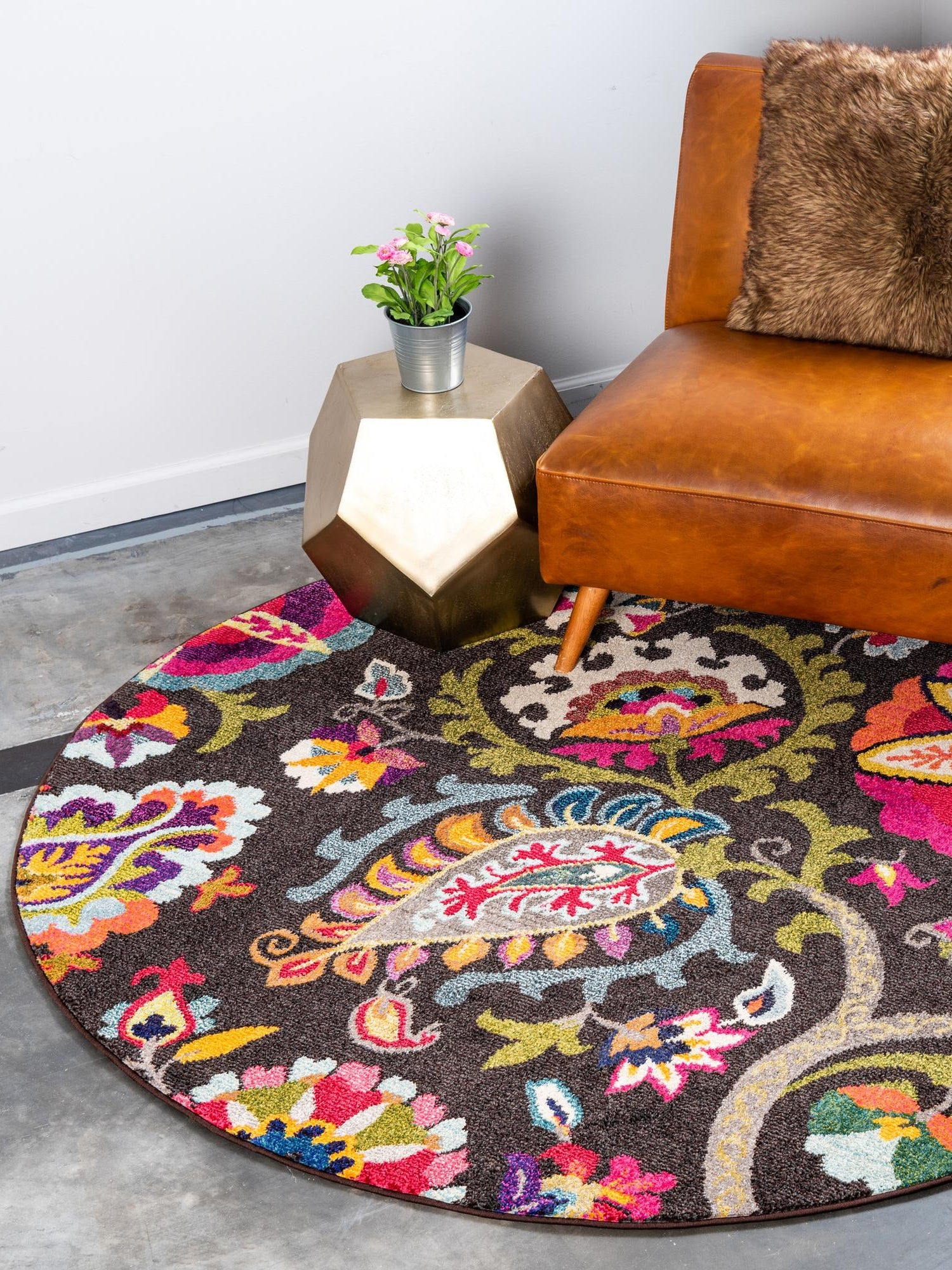 Brown 8' x 8' Estrella Round Area Rug 100% Polypropylene Non-Shedding Stain Resistant Carpet Colorful Modern Abstract Design Easy Clean for Home Decor for Sale at Rug Engine