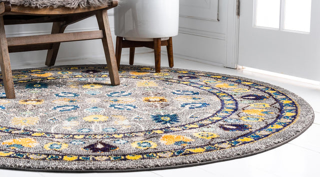 Gray 8' x 8' Medici Round Area Rug 100% Polypropylene Traditional Vintage Classic Carpet for Home Interior Design Decor for Sale at Rug Engine