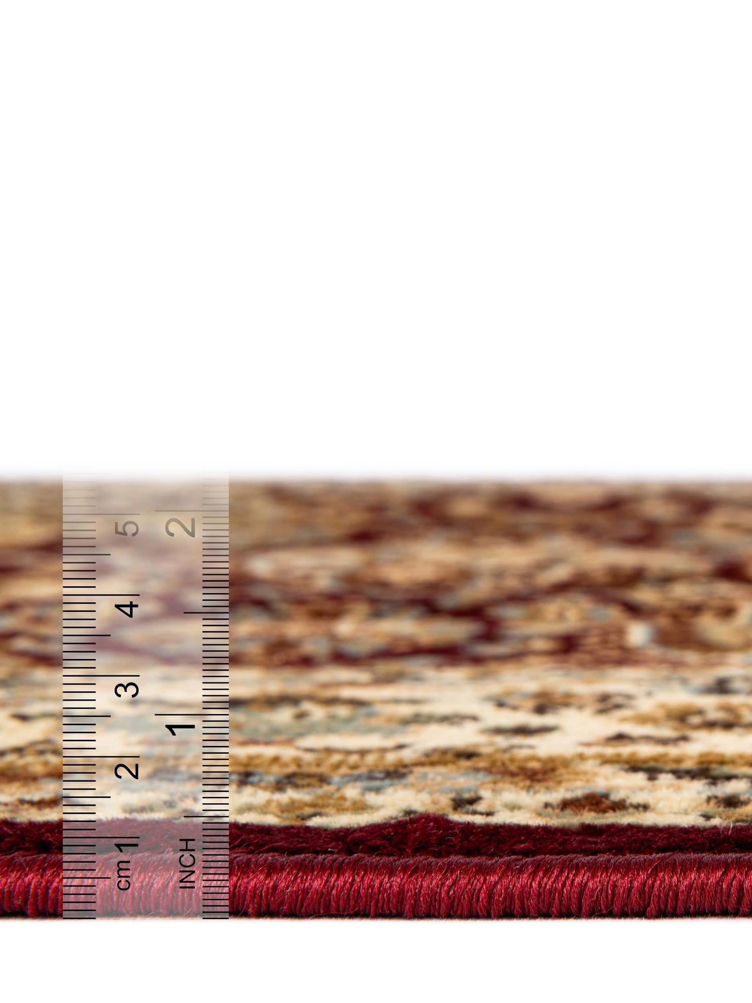 Red 7' 10 x 7' 10 Voyage Round Area Rug