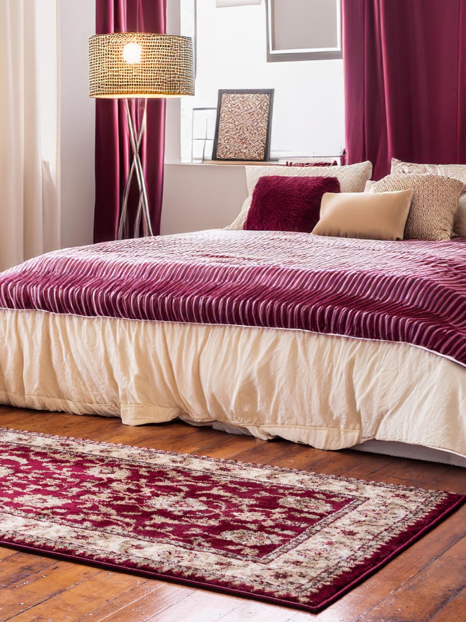 Red 2' 7 x 12' Voyage Runner Area Rug