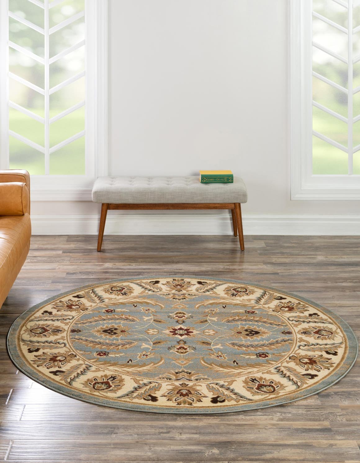 Light Blue 7' 10 x 7' 10 Voyage Round Area Rug