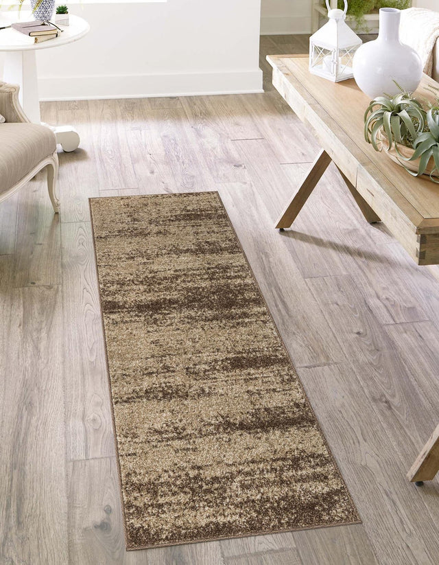 Brown 2' 7 x 10' Del Mar Runner Area Rug 100% Polypropylene Easy Clean Stain Resistant Vivid Modern Carpet Mat for Home Decor Interior Designing for Sale at Rug Engine