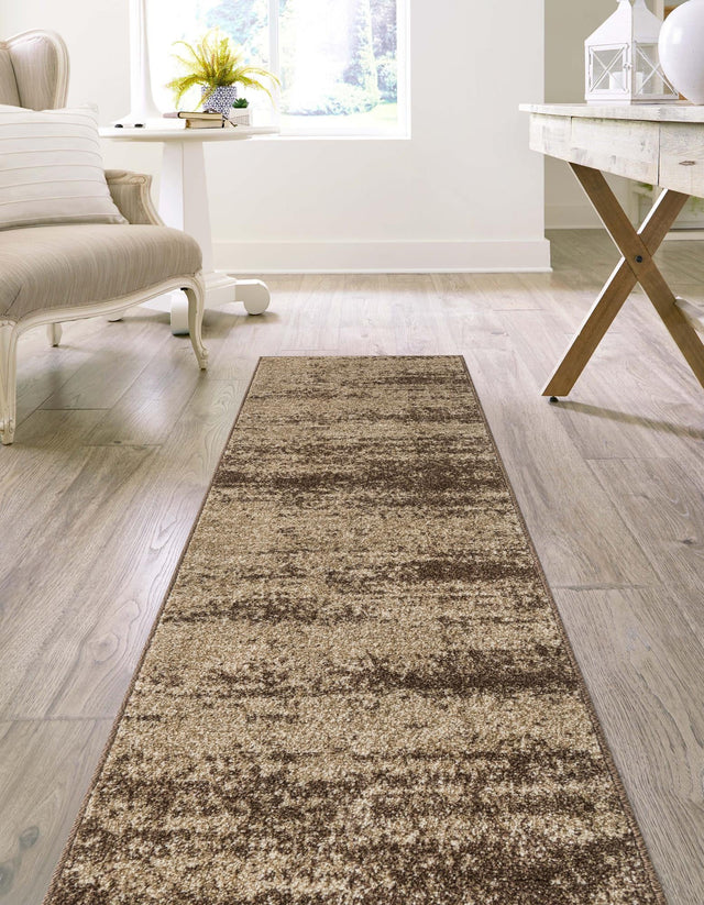 Brown 2' 7 x 10' Del Mar Runner Area Rug 100% Polypropylene Easy Clean Stain Resistant Vivid Modern Carpet Mat for Home Decor Interior Designing for Sale at Rug Engine