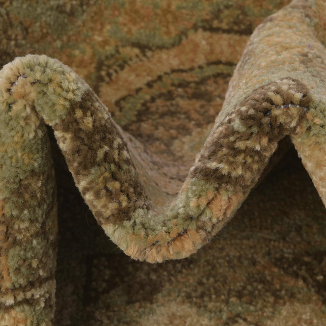 Light Green 3' 3 x 3' 3 Palace Round Area Rug