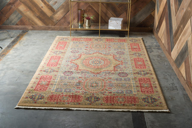 Beige 2' x 3' 1 Palace Rectangle Area Rug