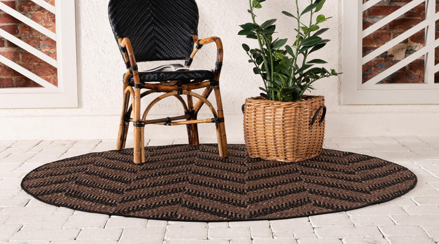 Brown 6' 1 x 6' 1 Outdoor Modern Round Area Rug Weather Resistant for Patio, Deck, Terrace, Balcony, Porch 100% Polypropylene Modern Outside Carpet for Sale at Rug Engine