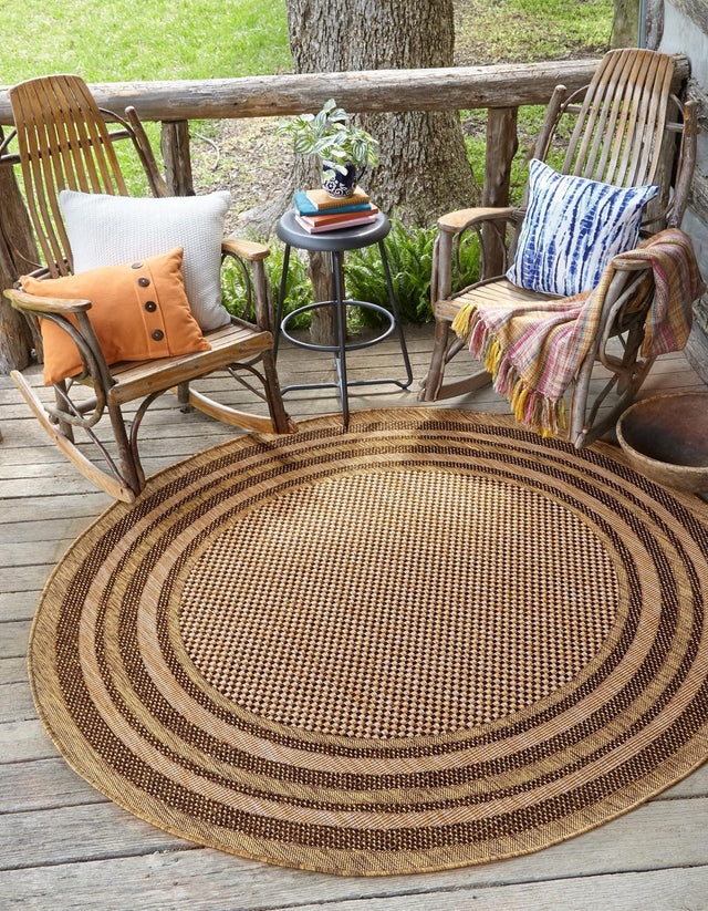 Light Brown 6' x 6' Outdoor Border Round Area Rug Weather Resistant for Patio, Deck, Terrace, Balcony, Porch 100% Polypropylene Classic Bordered Carpet for Sale at Rug Engine