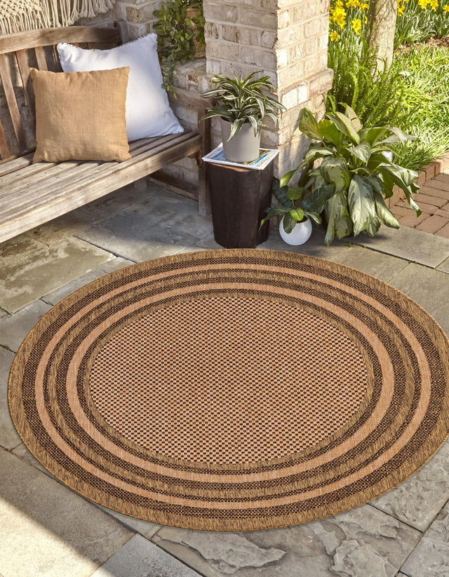 Light Brown 6' x 6' Outdoor Border Round Area Rug Weather Resistant for Patio, Deck, Terrace, Balcony, Porch 100% Polypropylene Classic Bordered Carpet for Sale at Rug Engine