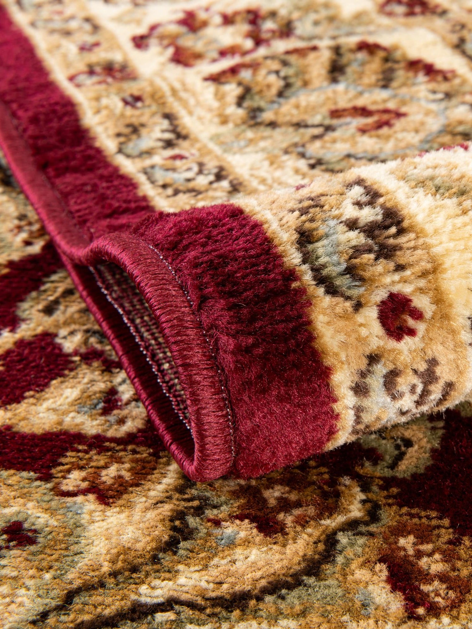 Red 4' 1 x 4' 1 Voyage Square Area Rug
