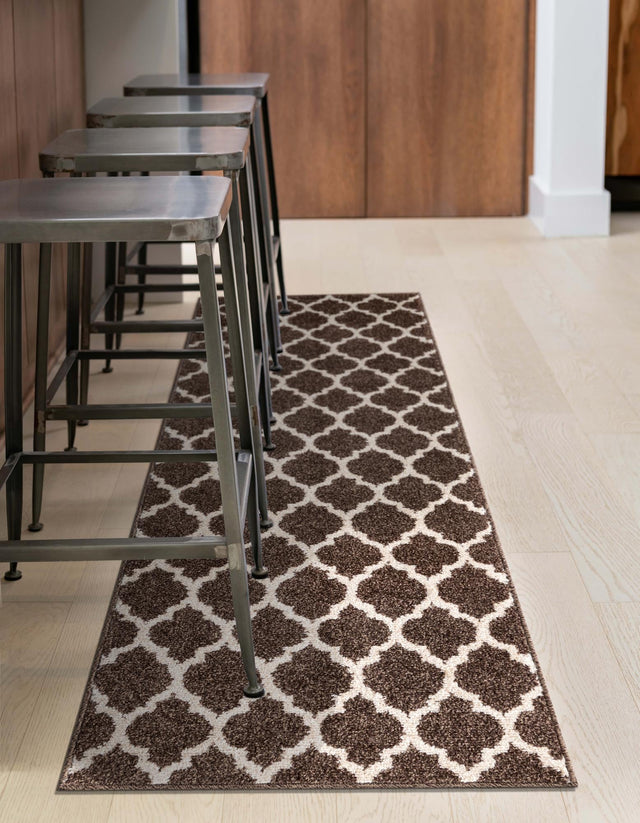 Brown 2' 7 x 8' Trellis Runner Area Rug
