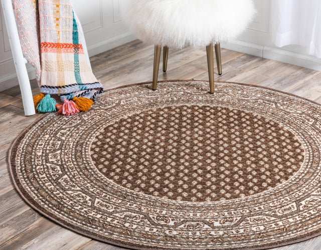 Brown 8' x 8' Williamsburg Round Area Rug 100% Polypropylene With Cotton Backing Durable Easy Clean Stain Resistant Carpet for Sale at Rug Engine
