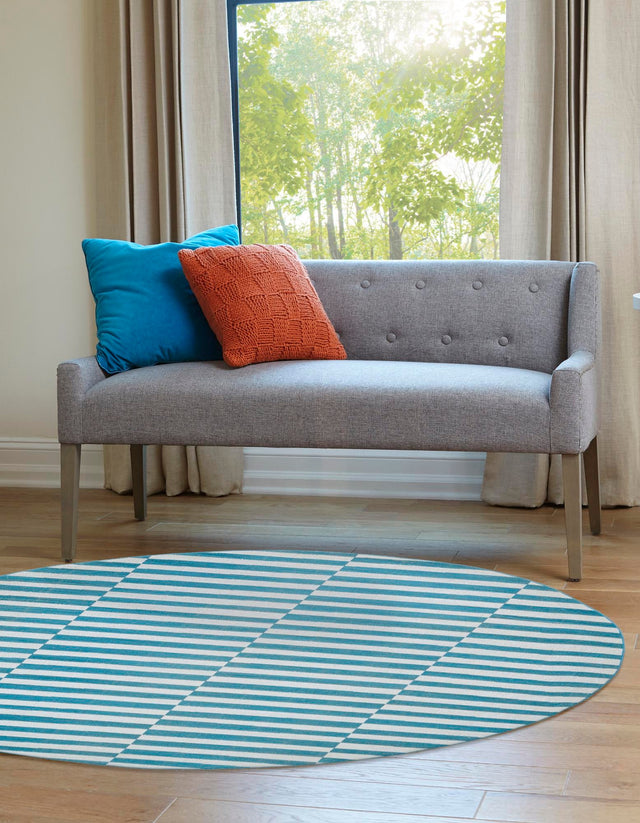 Turquoise 5' 3 x 5' 3 Williamsburg Round Area Rug 100% Polypropylene With Cotton Backing Durable Easy Clean Stain Resistant Carpet for Sale at Rug Engine