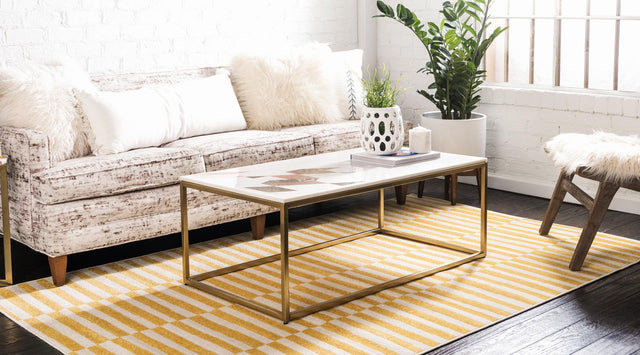Yellow 4' 1 x 6' 1 Williamsburg Rectangle Area Rug 100% Polypropylene With Cotton Backing Durable Easy Clean Stain Resistant Carpet for Sale at Rug Engine