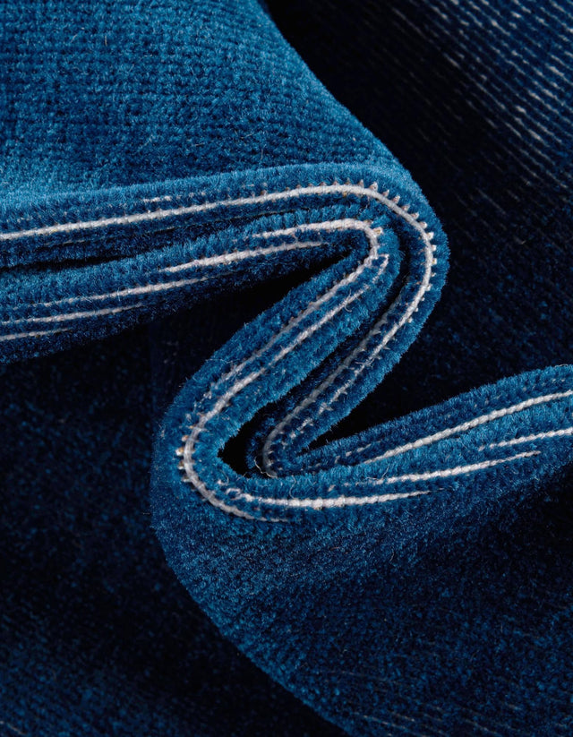 Navy Blue 8' x 8' Williamsburg Round Area Rug