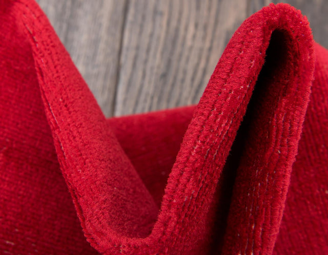 Burgundy 4' 1 x 6' 1 Williamsburg Rectangle Area Rug