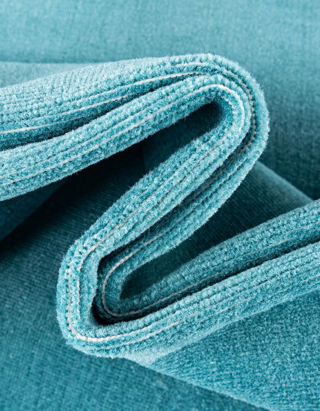Turquoise 7' 1 x 10' Williamsburg Rectangle Area Rug 100% Polypropylene With Cotton Backing Durable Easy Clean Stain Resistant Carpet for Sale at Rug Engine