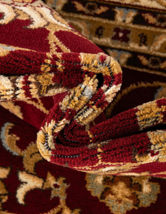 Red 7' 10 x 7' 10 Voyage Square Area Rug