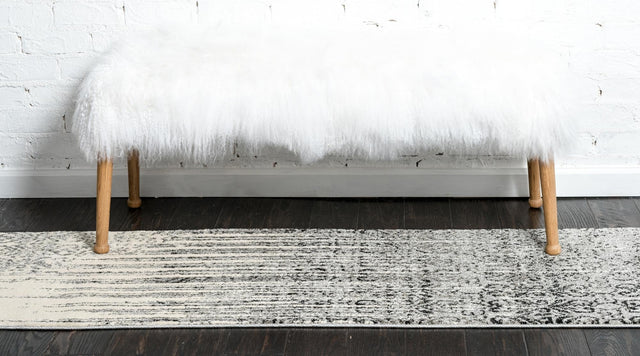 Gray 2' x 8' Del Mar Runner Area Rug 100% Polypropylene Easy Clean Stain Resistant Vivid Modern Carpet Mat for Home Decor Interior Designing for Sale at Rug Engine