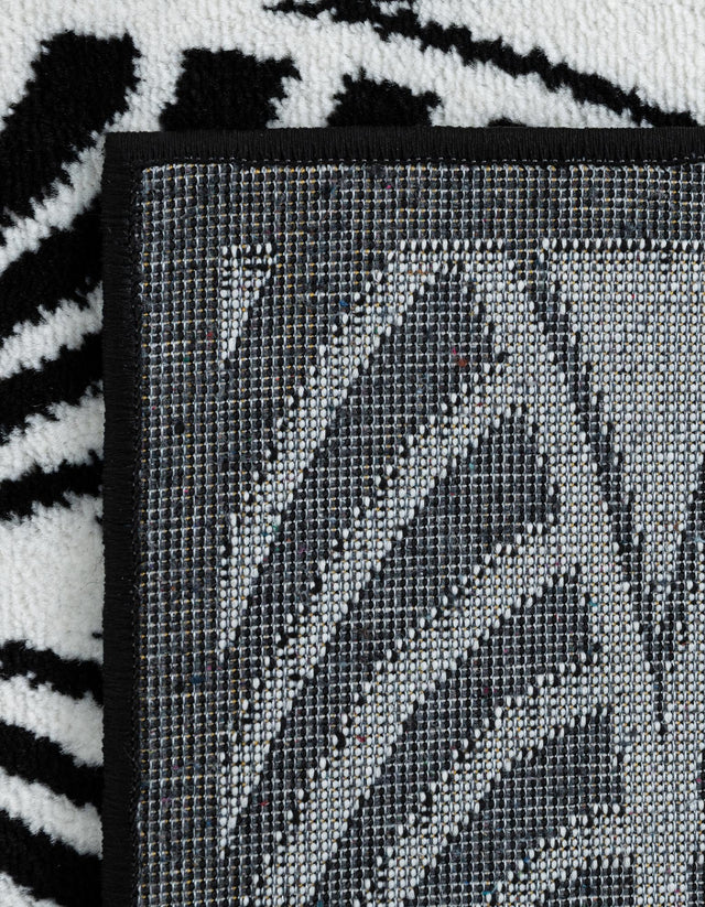 Black 4' 1 x 6' 1 Metro Rectangle Area Rug 100% Polypropylene Abstract Modern Easy Clean Carpet for Living Room, Dining, Bedrooms for Sale at Rug Engine