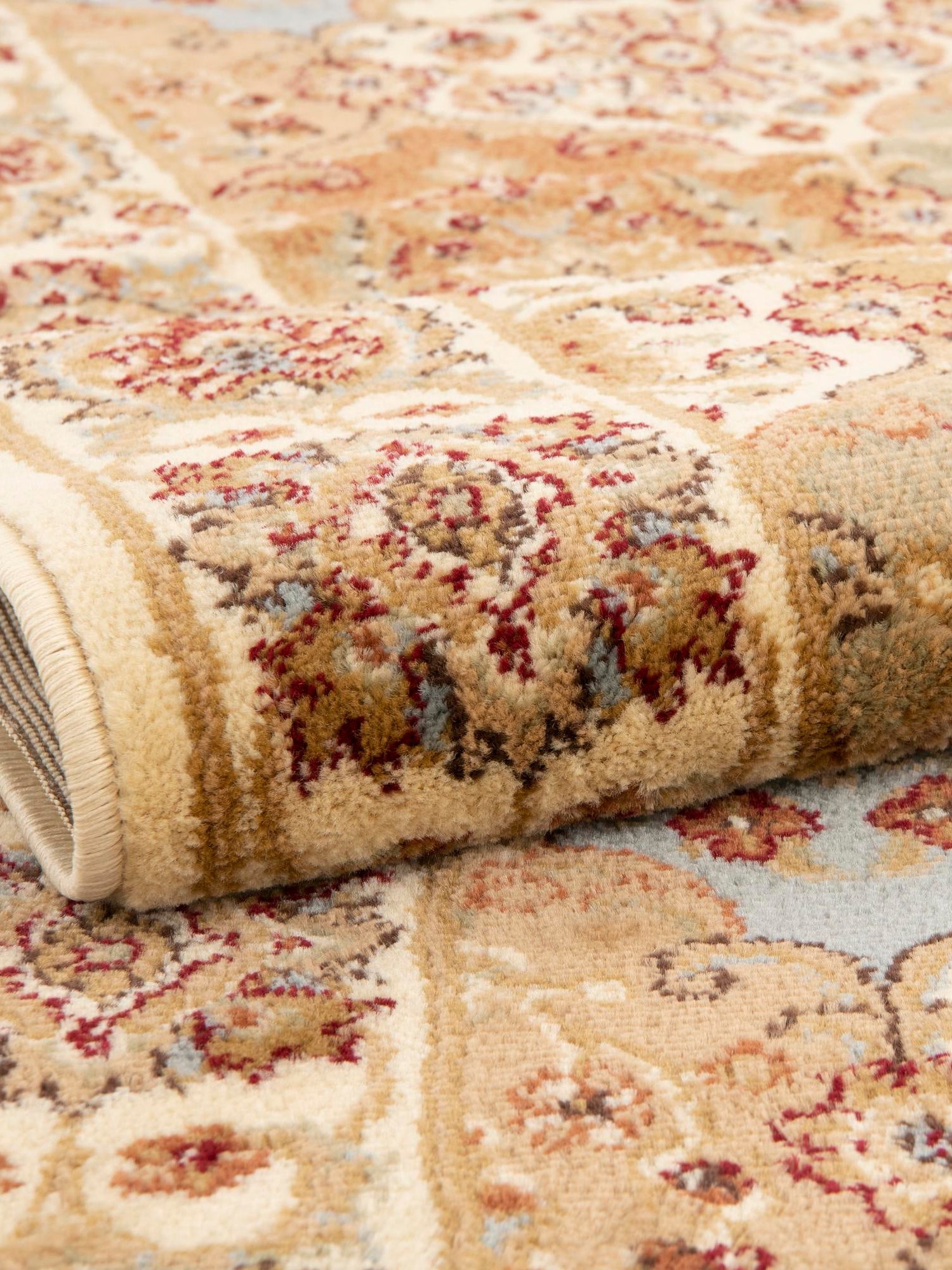 Cream 4' 1 x 4' 1 Voyage Square Area Rug