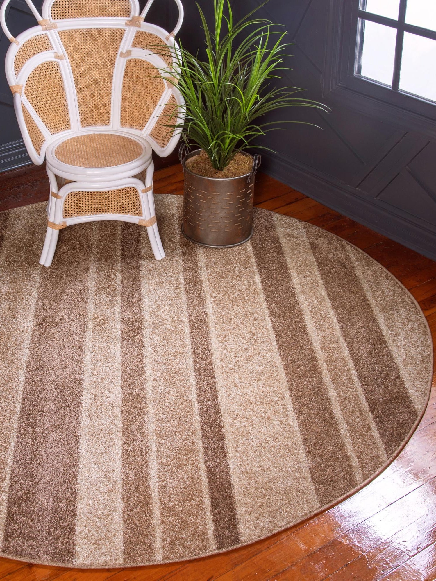 Beige 8' x 8' Autumn Round Area Rug 100% Polypropylene Durable Jute Backing Living Dining Room Bedroom Office Modern Decor Carpet for Sale at Rug Engine