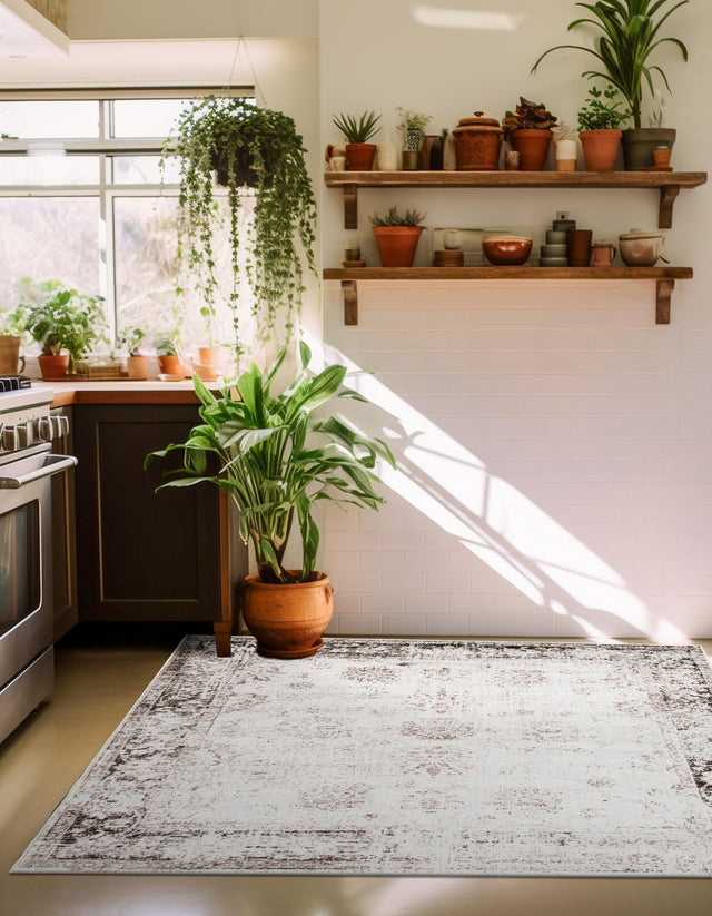 Beige 10' x 10' Sofia Square Area Rug