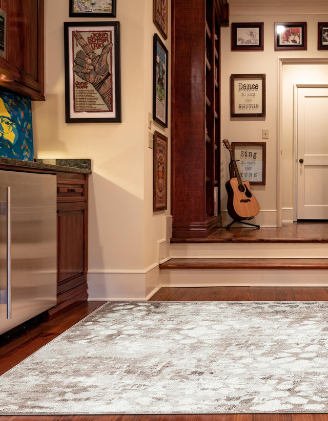 Brown 7' 10 x 7' 10 Sofia Square Area Rug Durable Easy Clean Stain Resistant Unique Carpet for Affordable Interior Home Design for Sale at Rug Engine
