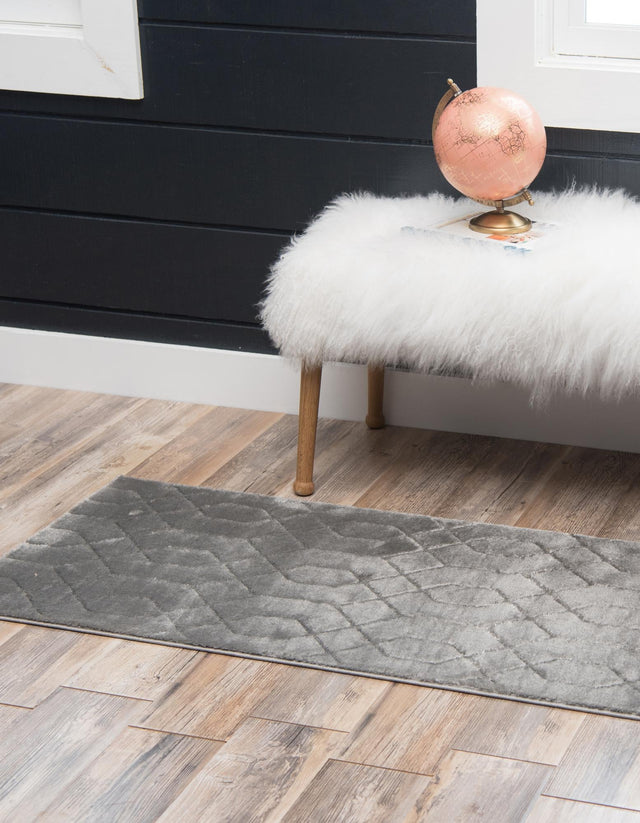 Gray Silver 2' 7 x 12' Marilyn Monroe Glam Runner Area Rug 70% Polypropylene & 30% Polyester Vivid Geometric Modern Carpet for Interior Home Decor for Sale at Rug Engine