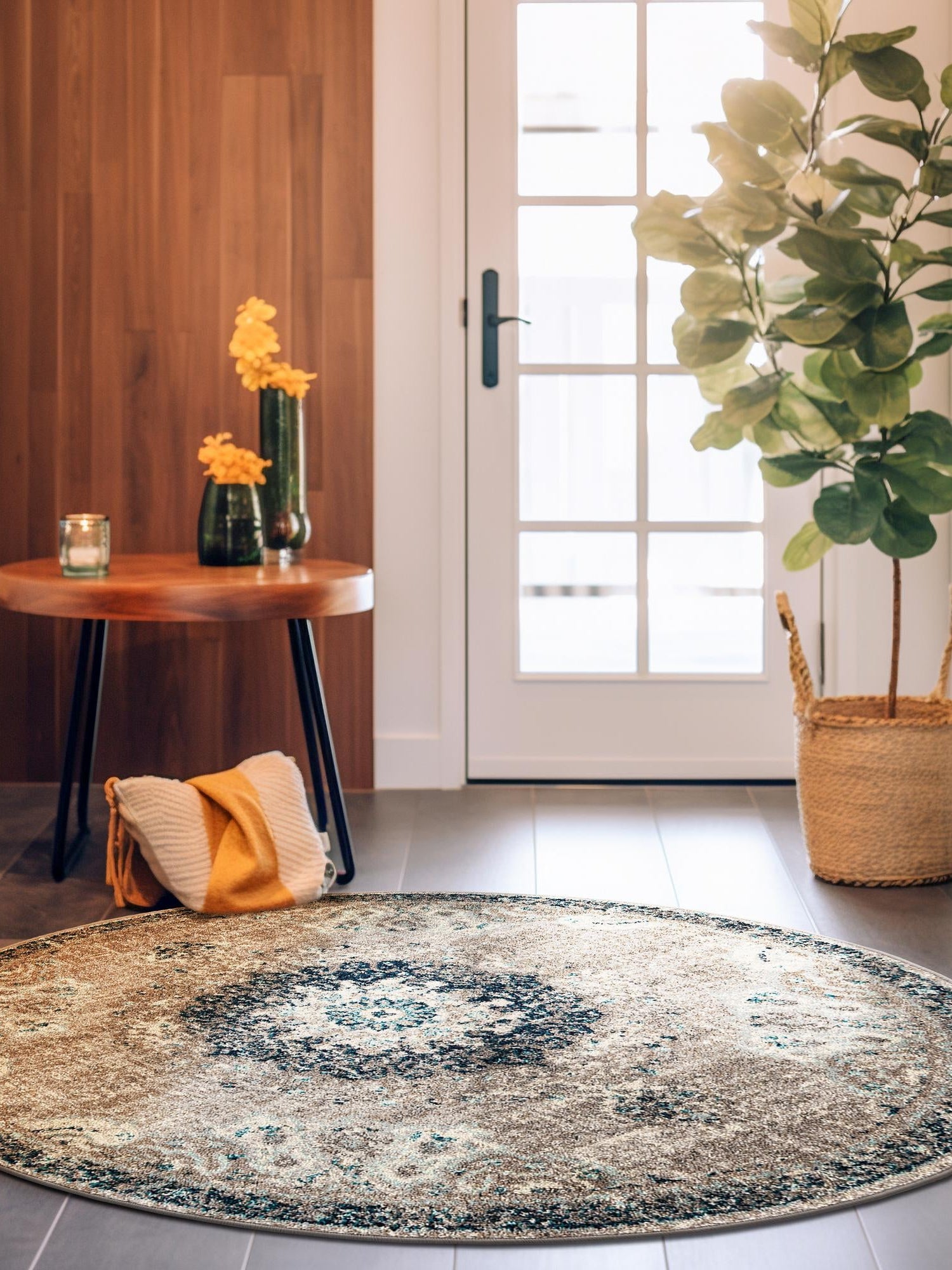 Gray 3' 1 x 3' 1 Penrose Round Area Rug