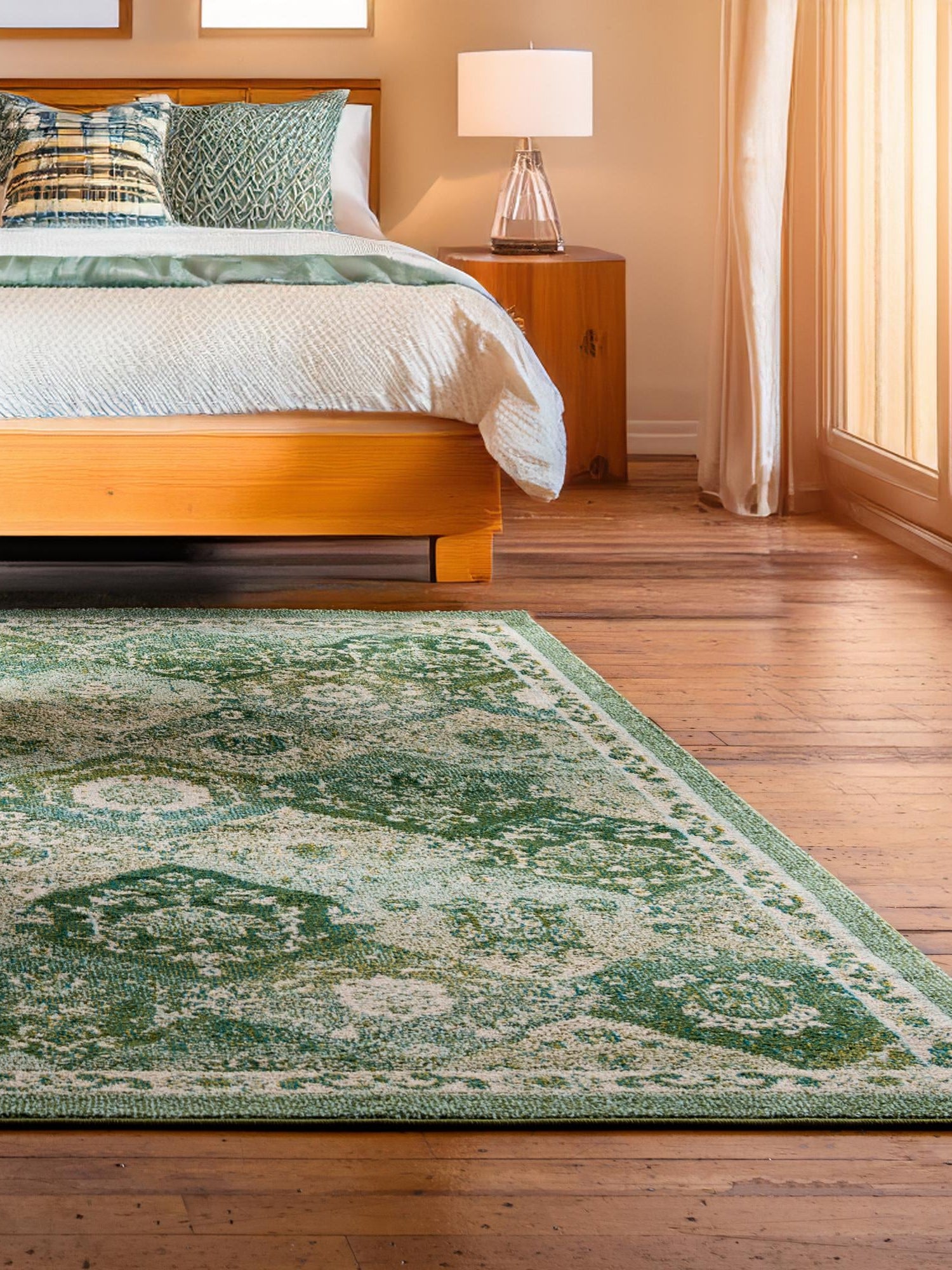 Green 7' 10 x 7' 10 Penrose Square Area Rug