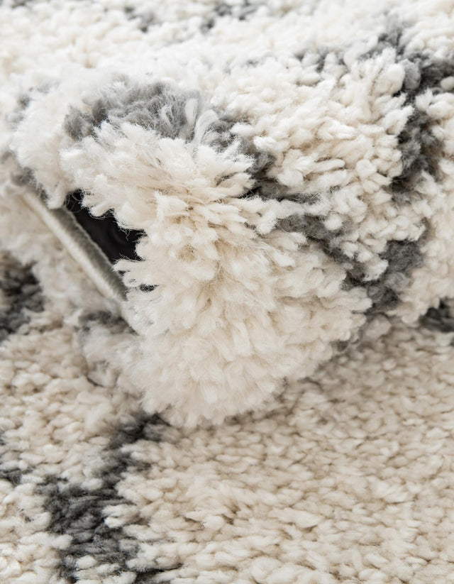 Pure Ivory 9' 10 x 9' 10 Rabat Shag Round Area Rug Thick Soft Touch Fluffy & Plush Shaggy Pile Durable Geometric Carpet for Luxury Interior Design for Sale at Rug Engine