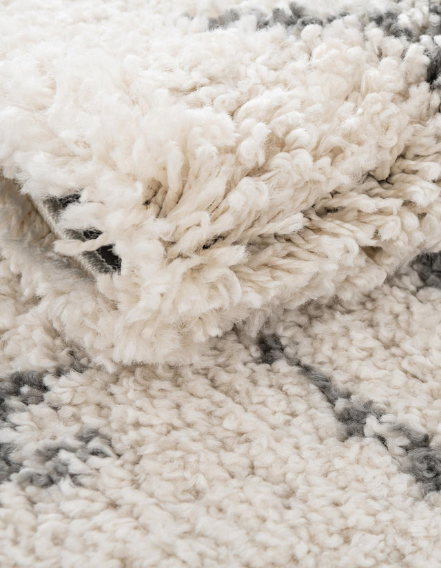 Pure Ivory 5' 3 x 5' 3 Rabat Shag Round Area Rug Thick Soft Touch Fluffy & Plush Shaggy Pile Durable Geometric Carpet for Luxury Interior Design for Sale at Rug Engine