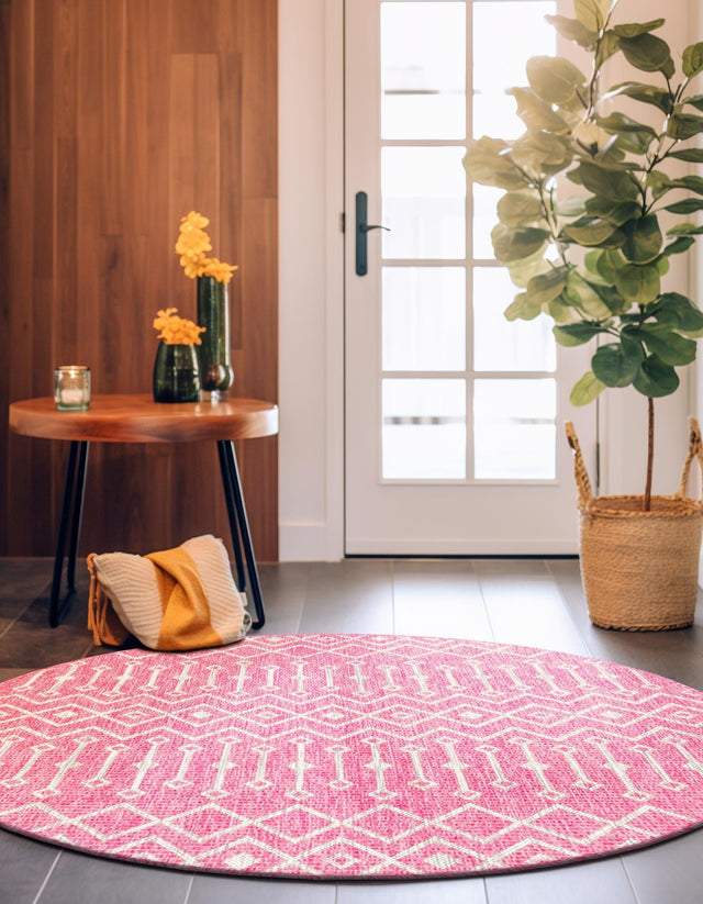 Fuschia 4' 1 x 4' 1 Outdoor Trellis Round Area Rug Weather Resistant for Patio, Deck, Terrace, Balcony, Porch Geometric Design Water Safe Outside Carpet for Sale at Rug Engine
