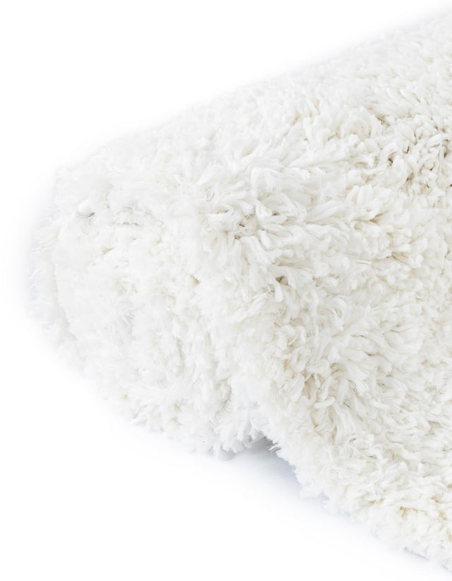 White 2' x 2' Davos Shag Round Area Rug Thick Soft Touch Fluffy & Plush Shaggy Pile 100% Polypropylene Carpet for Living Dining Bedrooms Office for Sale at Rug Engine