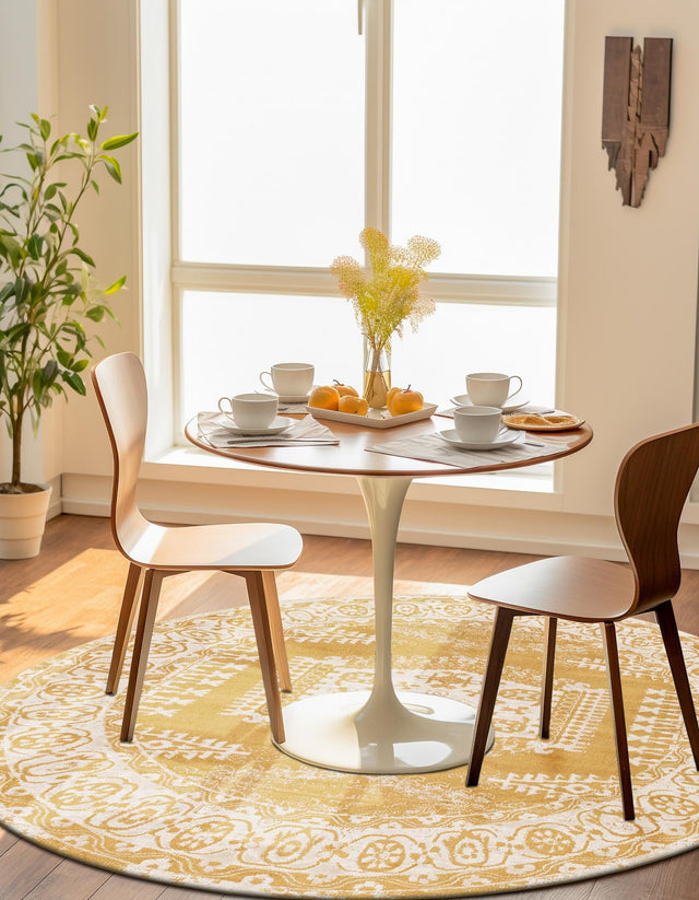 Gold 4' 1 x 4' 1 Utopia Round Area Rug