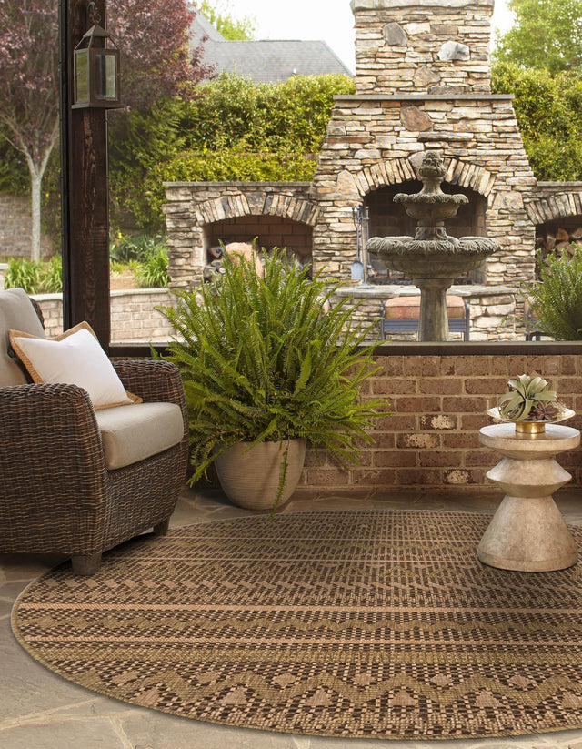 Light Brown 6' x 6' Outdoor Modern Round Area Rug Weather Resistant for Patio, Deck, Terrace, Balcony, Porch 100% Polypropylene Modern Outside Carpet for Sale at Rug Engine