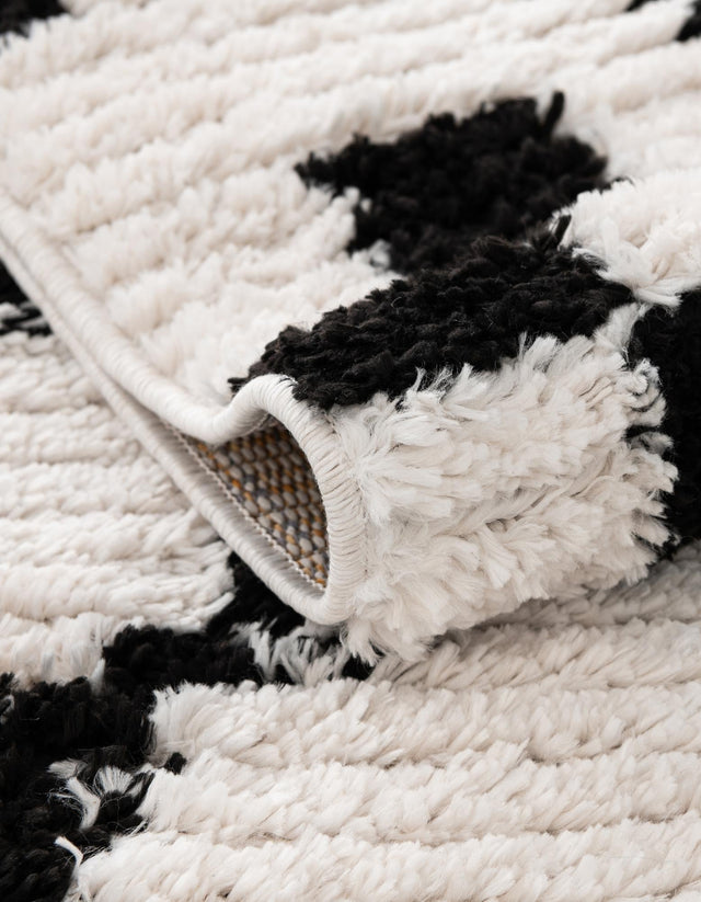 Ivory 7' x 7' Morocco Round Area Rug 100% Polyester Traditional Classic Carpet for Moroccan Inspired Interior Design Home Decor for Sale at Rug Engine