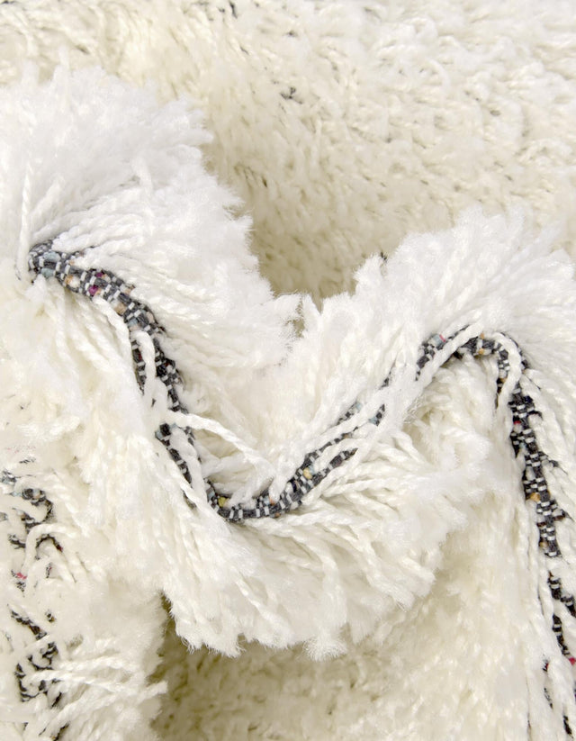 Snow White 3' 1 x 5' 3 Solid Shag Oval Area Rug Thick Soft Touch Fluffy & Plush Shaggy Pile