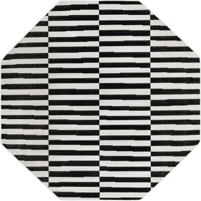 Black 5' x 5' Williamsburg Octagon Area Rug 100% Polypropylene With Cotton Backing Durable Easy Clean Stain Resistant Carpet for Sale at Rug Engine