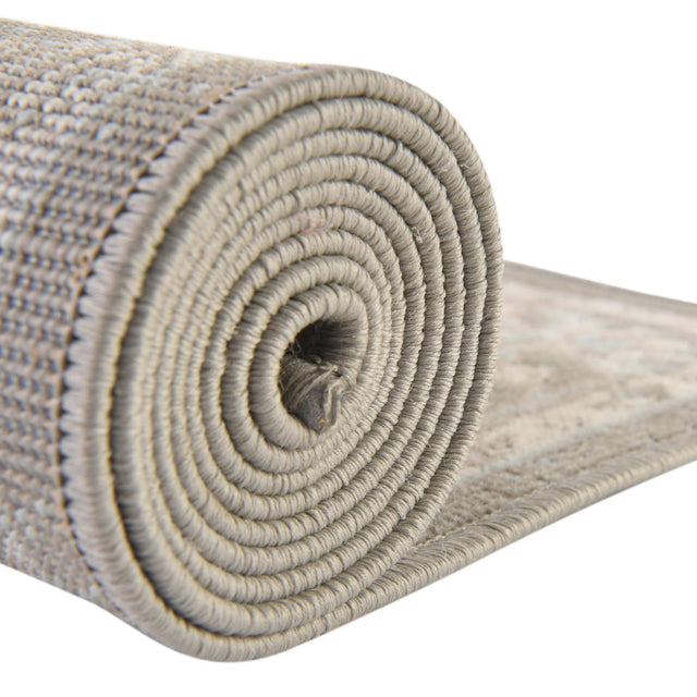 Cloud Gray 5' 1 x 8' Whitney Oval Area Rug