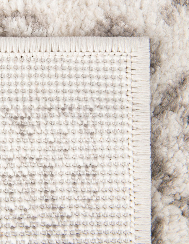 Cream 2' 7 x 14' 1 Oxford Runner Area Rug Traditional Design 100% Polypropylene Carpet for Living Room, Bedrooms, Dining, Office for Sale at Rug Engine