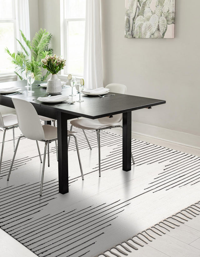 White 4' 1 x 6' 1 Chindi Cotton Rectangle Area Rug Interior Design Home Decor Carpet Mat for Sale at Rug Engine