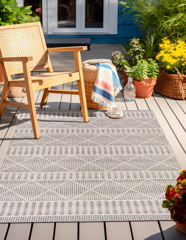 Gray 4' x 6' Outdoor Trellis Rectangle Area Rug Weather Resistant for Patio, Deck, Terrace, Balcony, Porch Geometric Design Water Safe Outside Carpet for Sale at Rug Engine