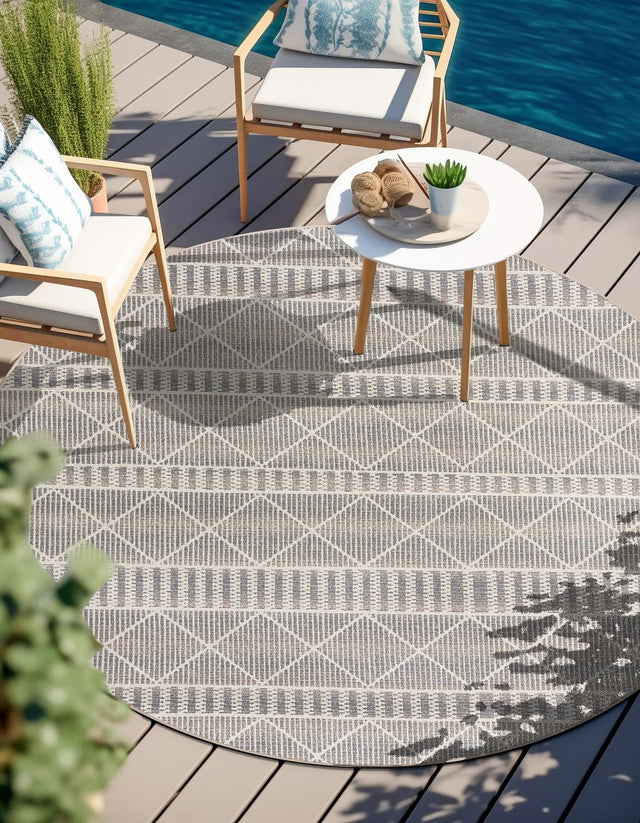 Gray 7' 10 x 7' 10 Outdoor Trellis Round Area Rug Weather Resistant for Patio, Deck, Terrace, Balcony, Porch Geometric Design Water Safe Outside Carpet for Sale at Rug Engine